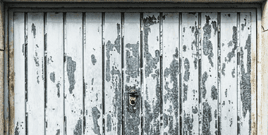 Article - How to Check if You Need Garage Door Repairs