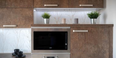 Article - Choosing the Right Material for Your Cabinets